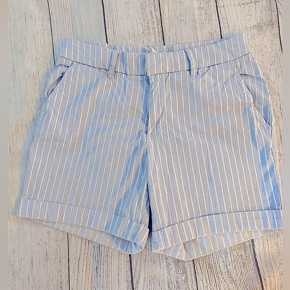 H&M —- blue & white stripped Chino shorts. Nautical/Coastal. size 6 - Picture 2 of 5
